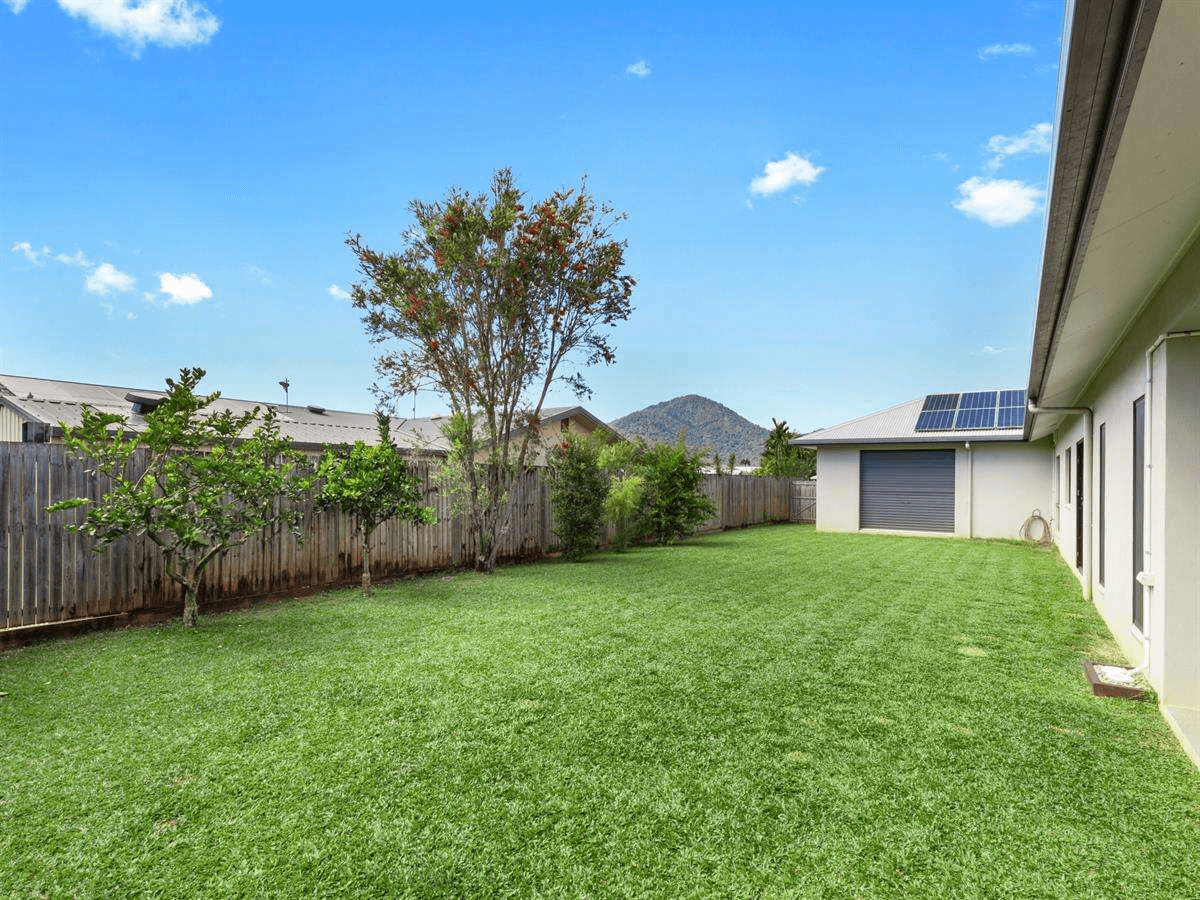 26 Perseverance St, Redlynch, QLD 4870