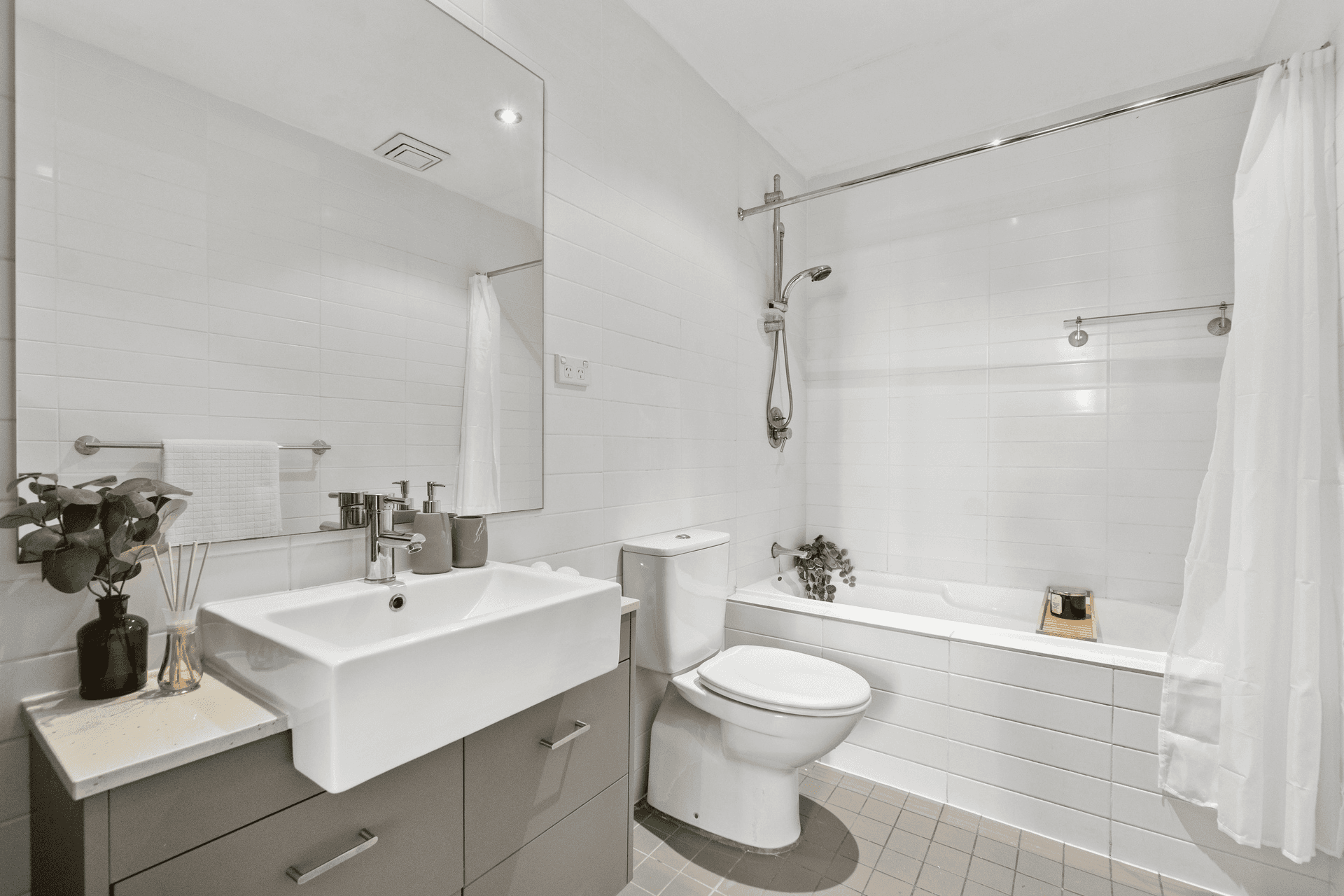 413/21 Hill Road, Wentworth Point, NSW 2127