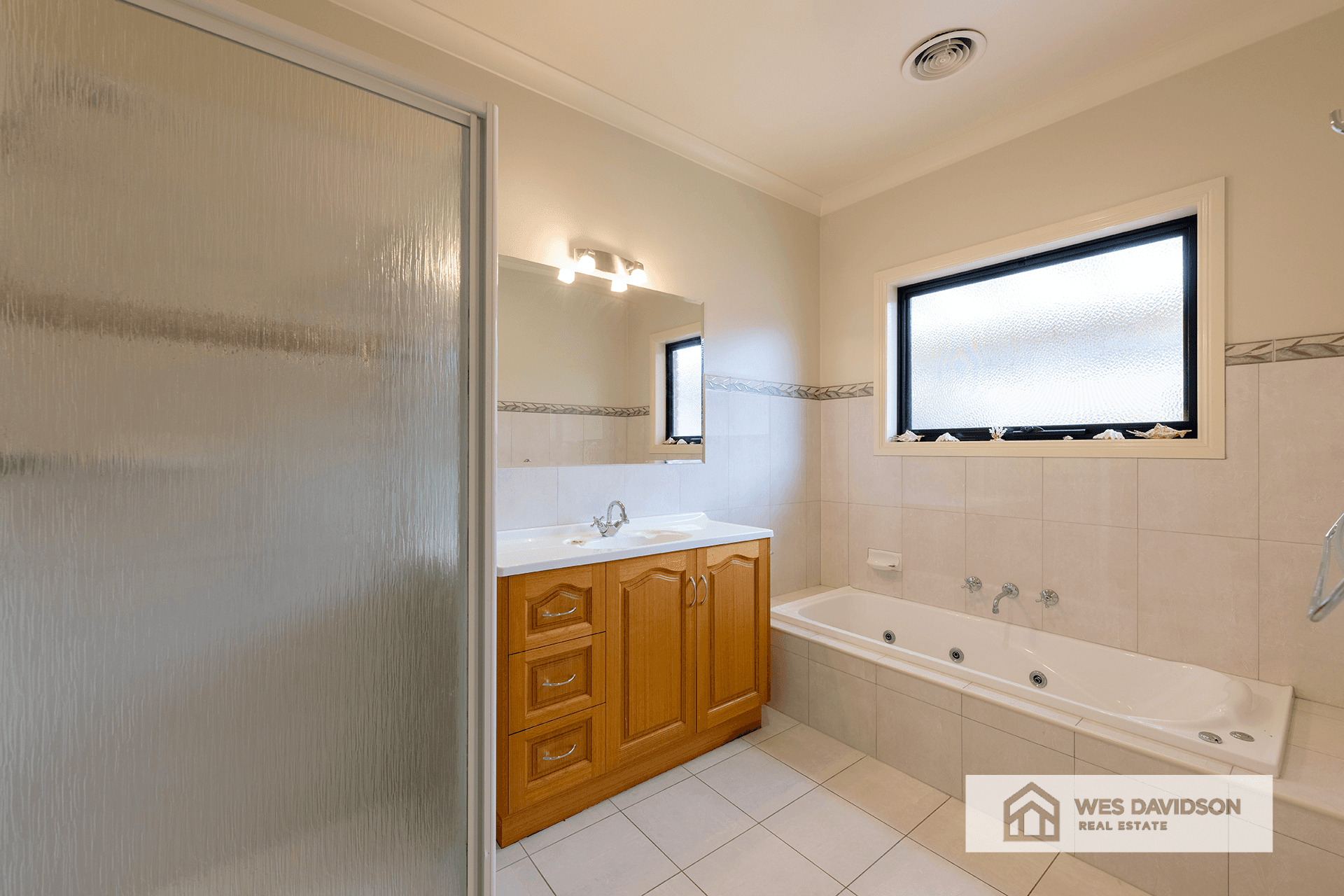 34 Mardon Drive, Horsham, VIC 3400