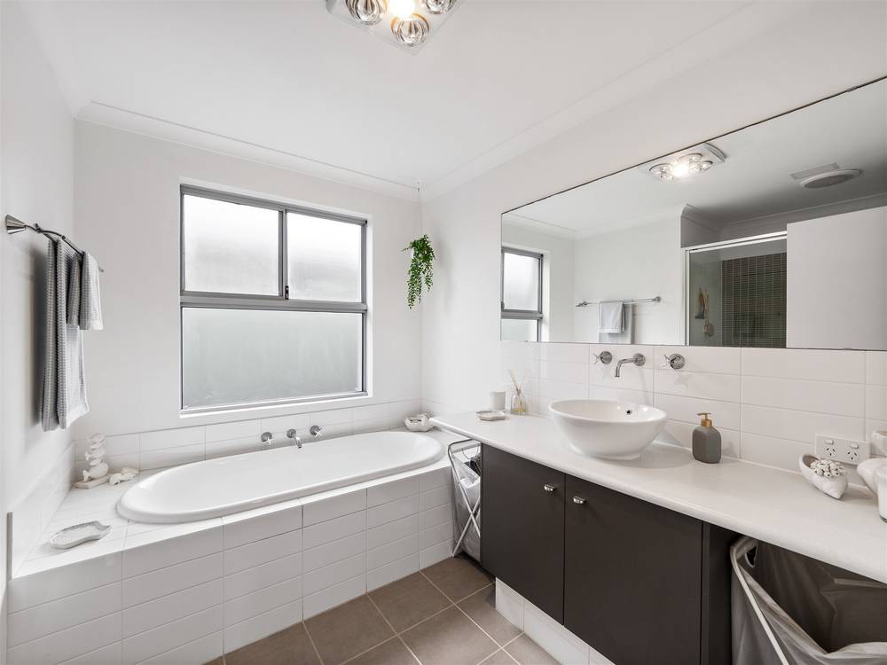 11 Sandalwood Drive, Margaret River, WA 6285