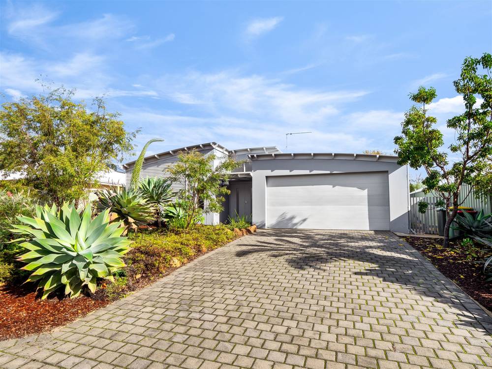 11 Sandalwood Drive, Margaret River, WA 6285