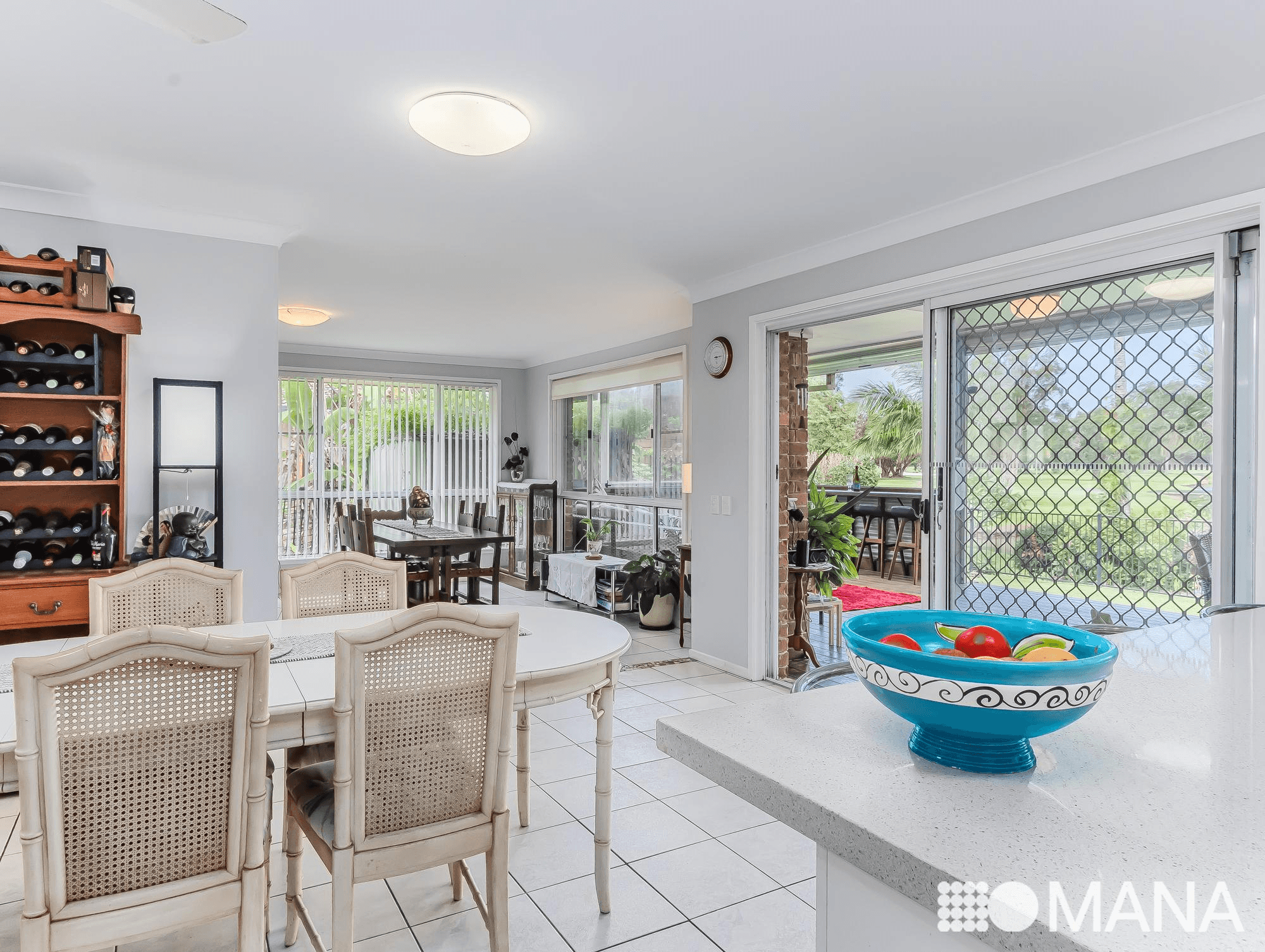 30 Balemo Drive, OCEAN SHORES, NSW 2483