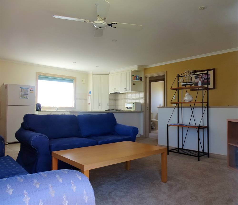 2/181 Great Ocean Road, APOLLO BAY, VIC 3233