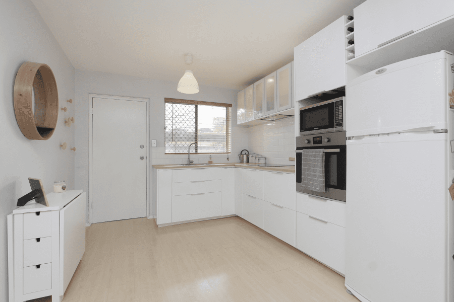 12/81 Shakespeare Avenue, YOKINE, WA 6060