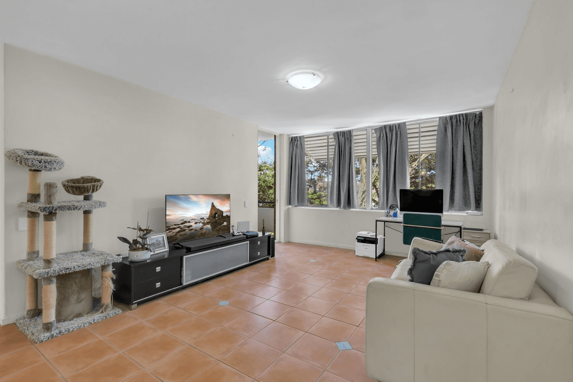 4/15 Sir Fred Schonell Drive, ST LUCIA, QLD 4067