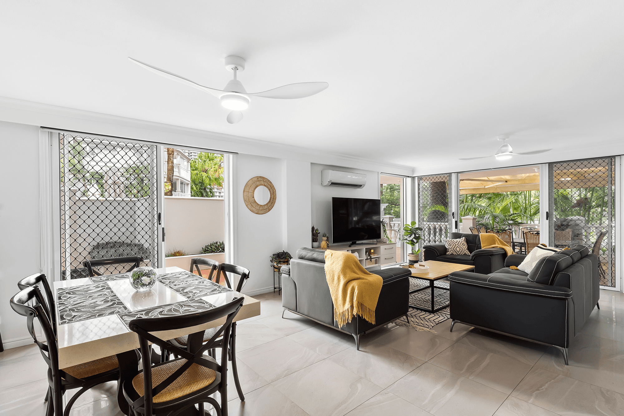 13/122-130 Old Burleigh Road, BROADBEACH, QLD 4218