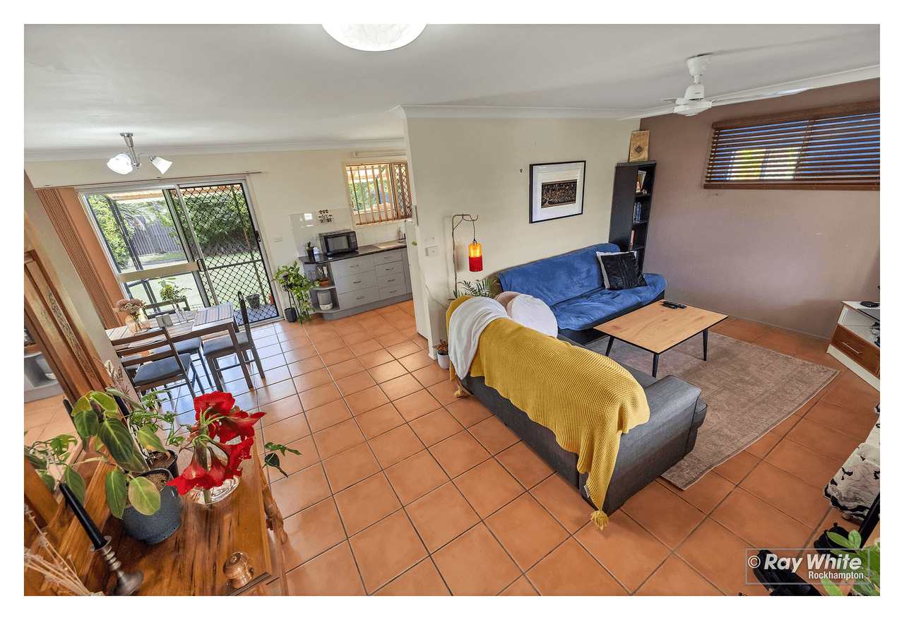 17 Thomas Street, NORMAN GARDENS, QLD 4701