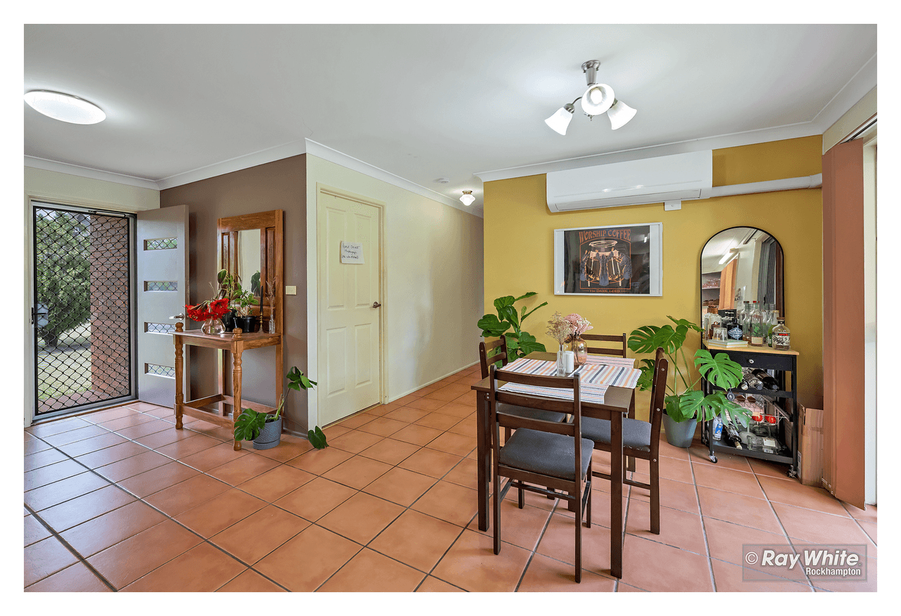 17 Thomas Street, NORMAN GARDENS, QLD 4701