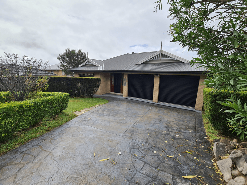 18 The Ridge, Wadalba, NSW 2259