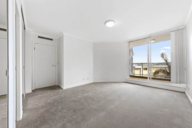 Unit 407/97-99 John Whiteway Dr, Gosford, NSW 2250