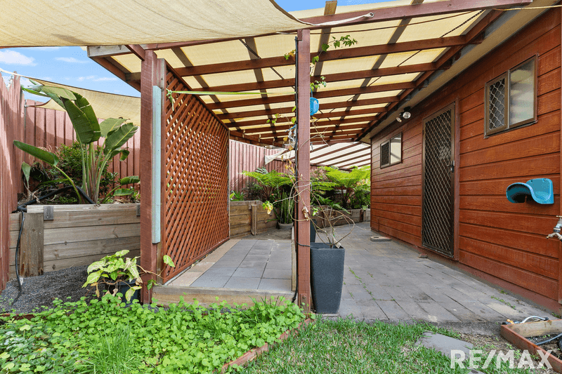 86 Hammond Street, Urangan, QLD 4655