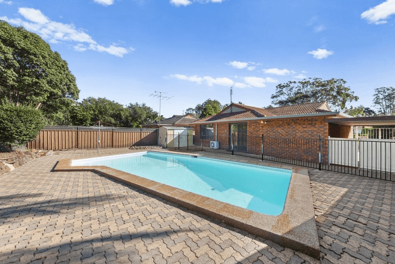 66 Everglades Crescent, Woy Woy, NSW 2256