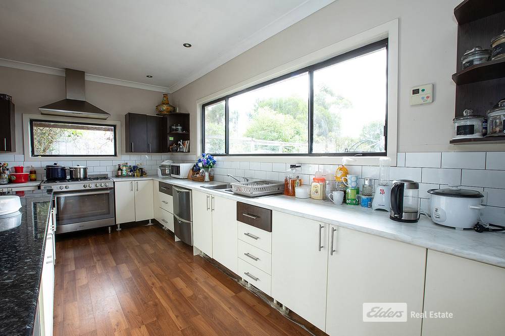 9 LIVINGSTON Street, NARACOORTE, SA 5271