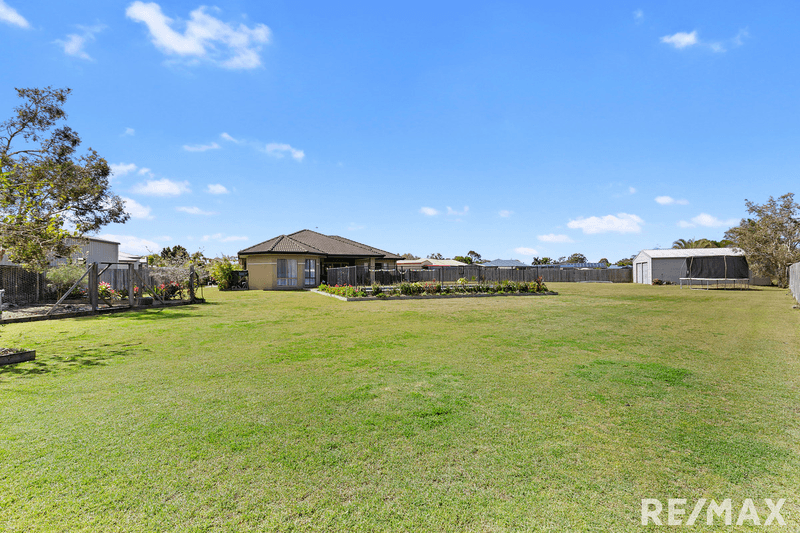 34 Sandalwood Drive, Wondunna, QLD 4655