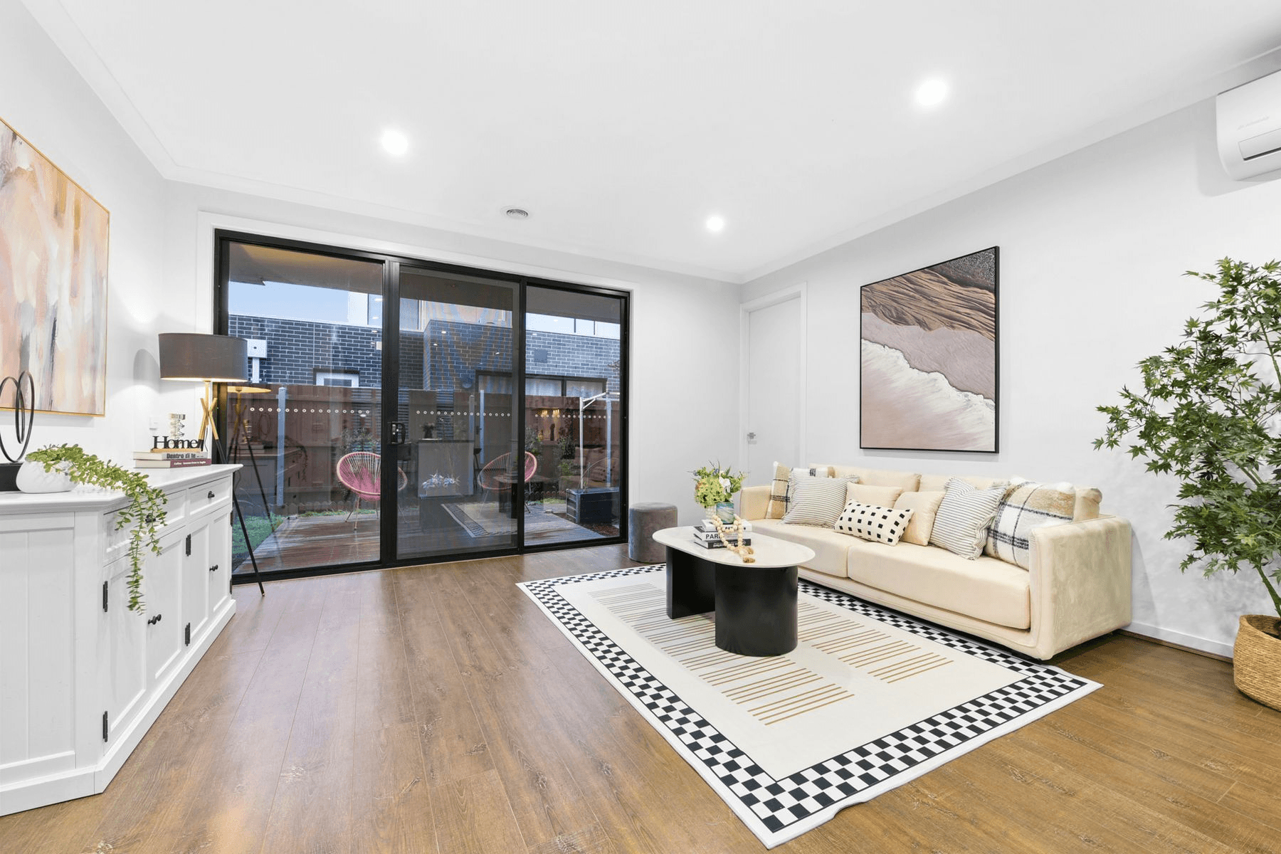 57 Quarter Circuit, Springvale, VIC 3171