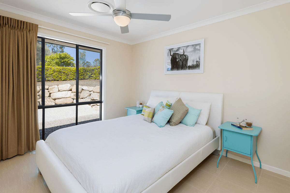 12 Hillary Circuit, Pacific Pines, QLD 4211
