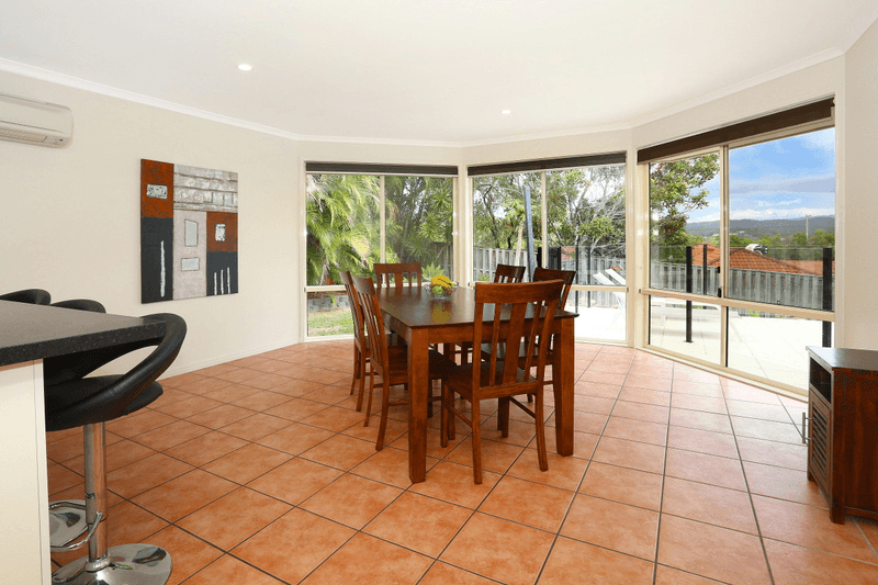 21 Palmerston Drive, Oxenford, QLD 4210