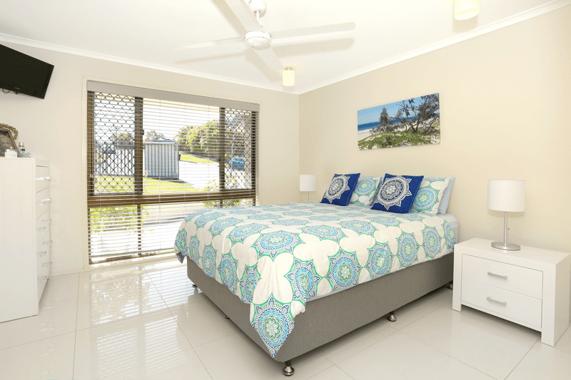 5 San Lorenzo Court, ASHMORE, QLD 4214