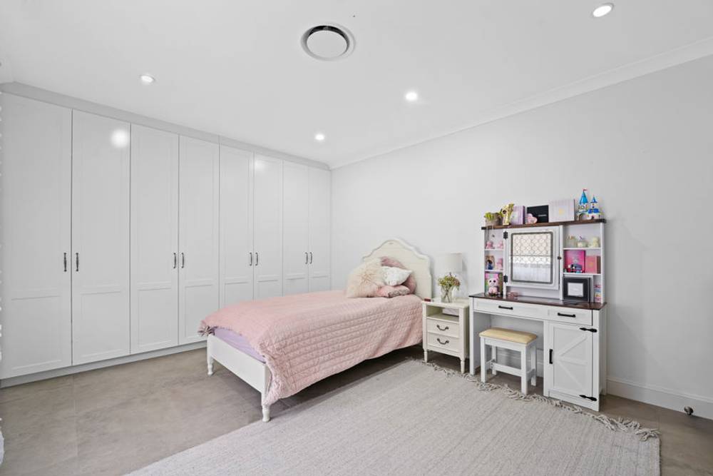 13 Robertson Street, MERRYLANDS, NSW 2160
