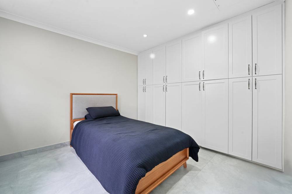 13 Robertson Street, MERRYLANDS, NSW 2160