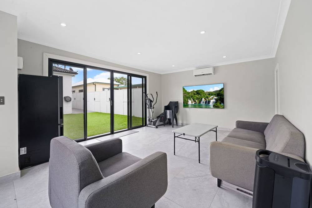 13 Robertson Street, MERRYLANDS, NSW 2160