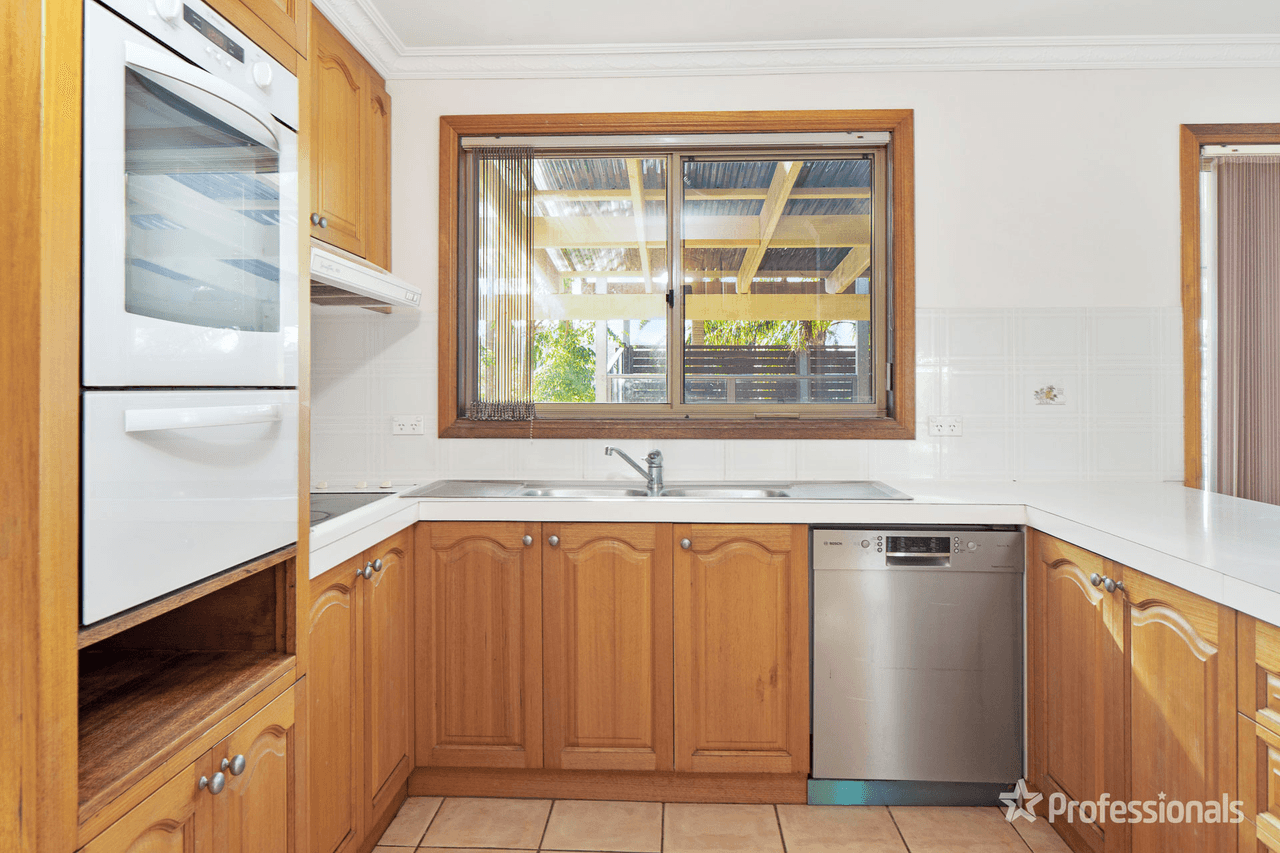 39 Karoo Crescent, MALUA BAY, NSW 2536