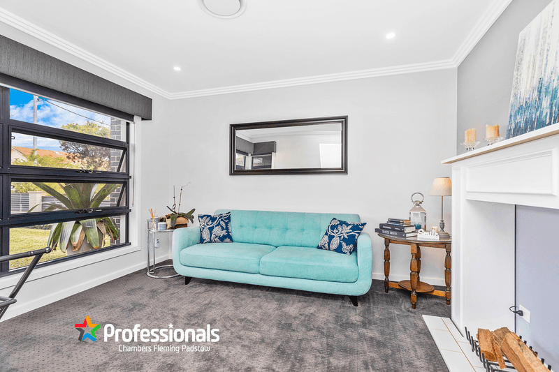 8 Alamein Road, Revesby Heights, NSW 2212