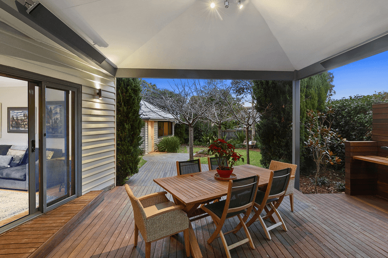 48 CLARKE AVENUE, BELMONT, VIC 3216