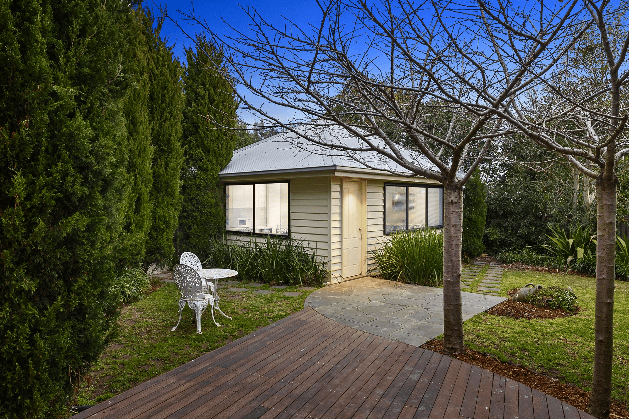 48 CLARKE AVENUE, BELMONT, VIC 3216