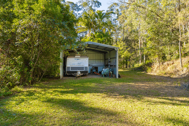 194 Storrs Road, PEACHESTER, QLD 4519