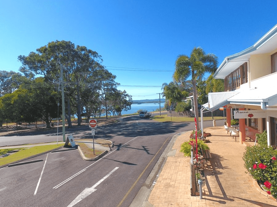 2 Gympie Road, TIN CAN BAY, QLD 4580