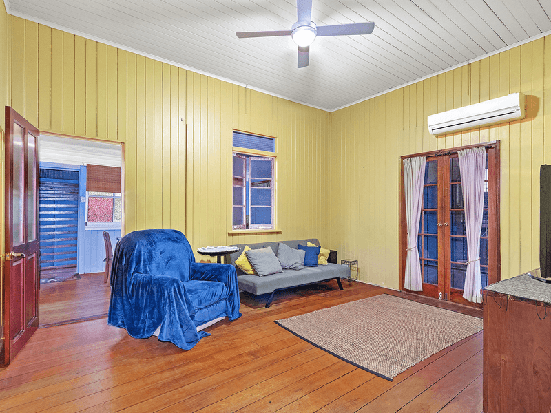 5 Pemberton Street, Booval, QLD 4304