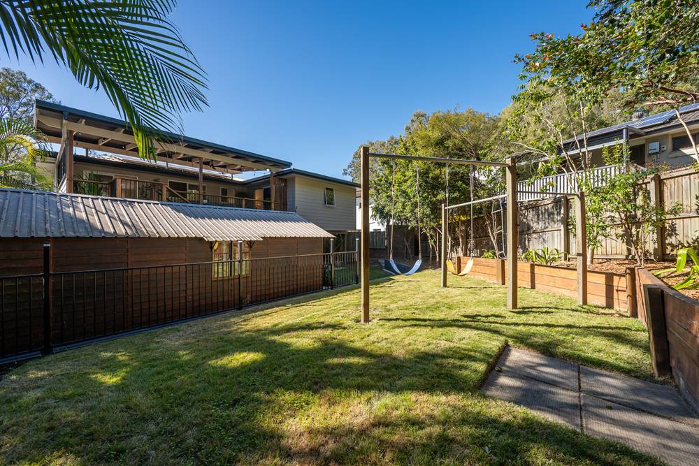 17 Elvendon Street, The Gap, QLD 4061