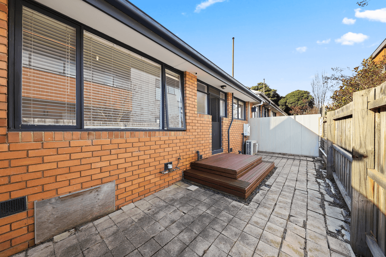 2/18 Carrum Street, MALVERN EAST, VIC 3145