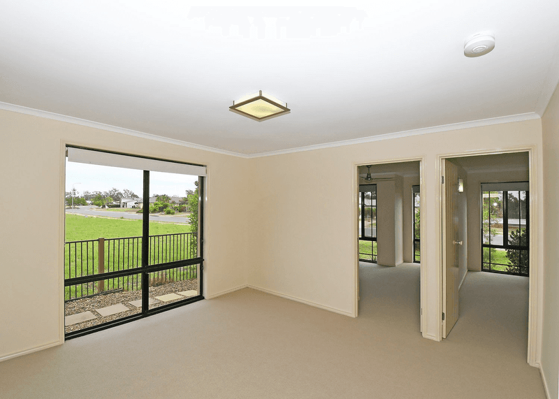 26 Sirenia Drive, BURRUM HEADS, QLD 4659