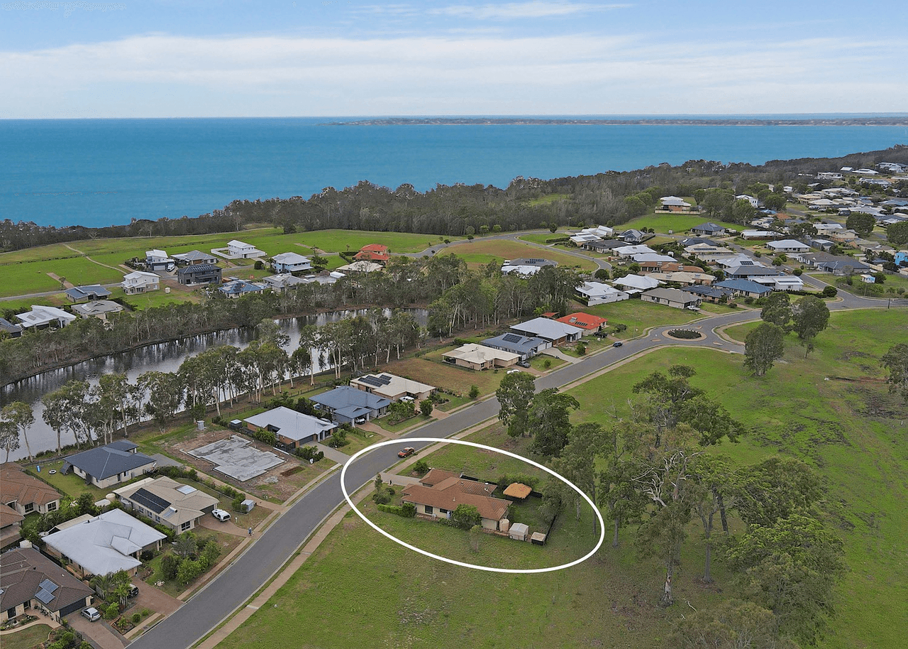 26 Sirenia Drive, BURRUM HEADS, QLD 4659