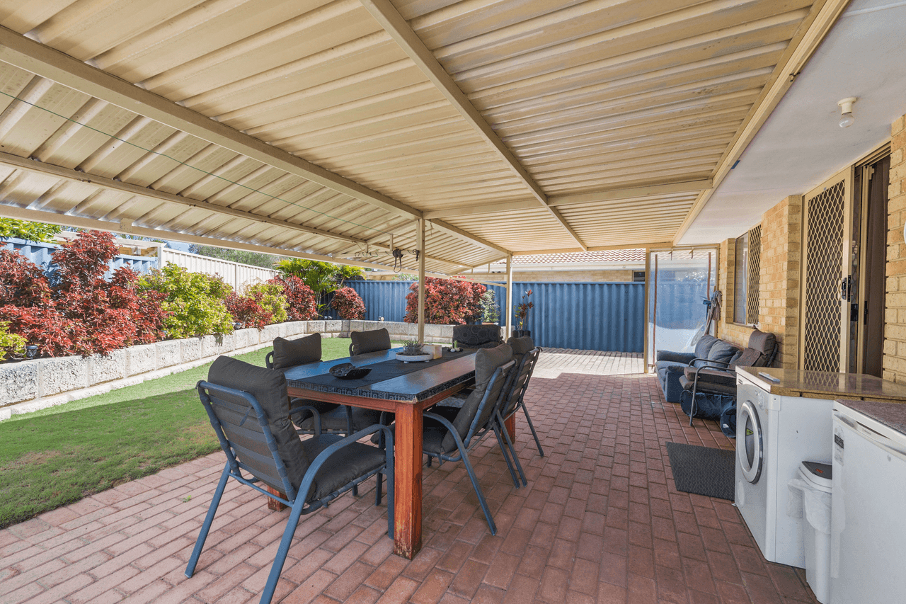 15B Ader Court, MARANGAROO, WA 6064