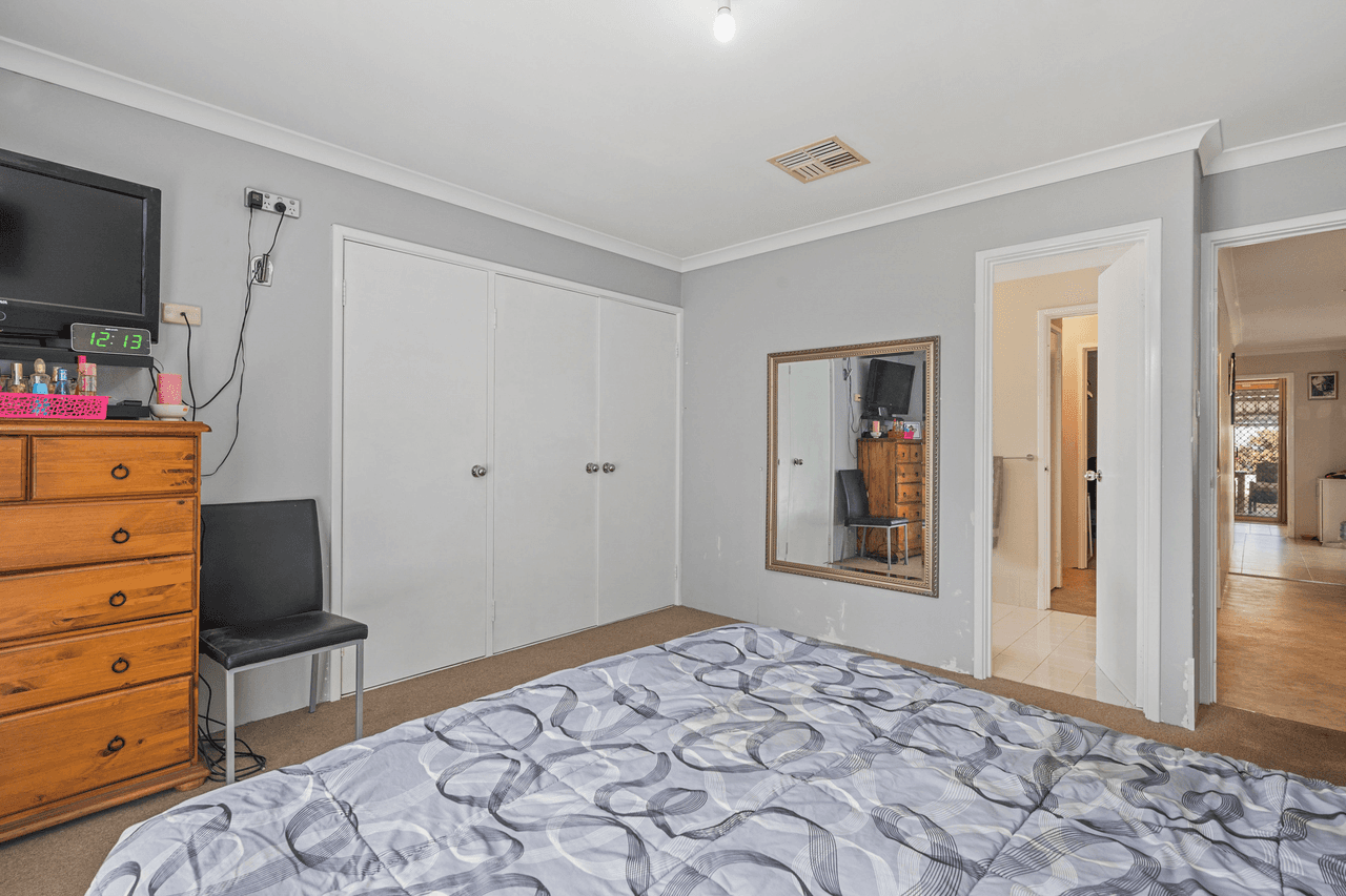 15B Ader Court, MARANGAROO, WA 6064