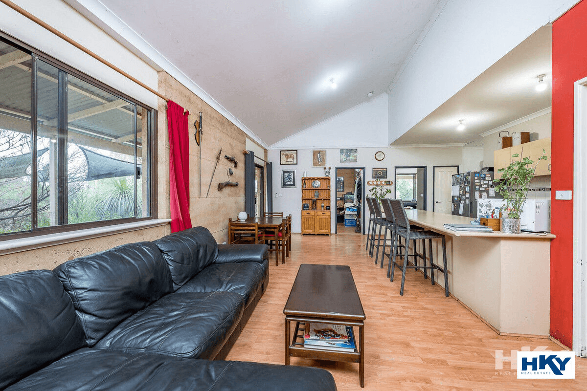 1506 Neaves Road, Bullsbrook, WA 6084