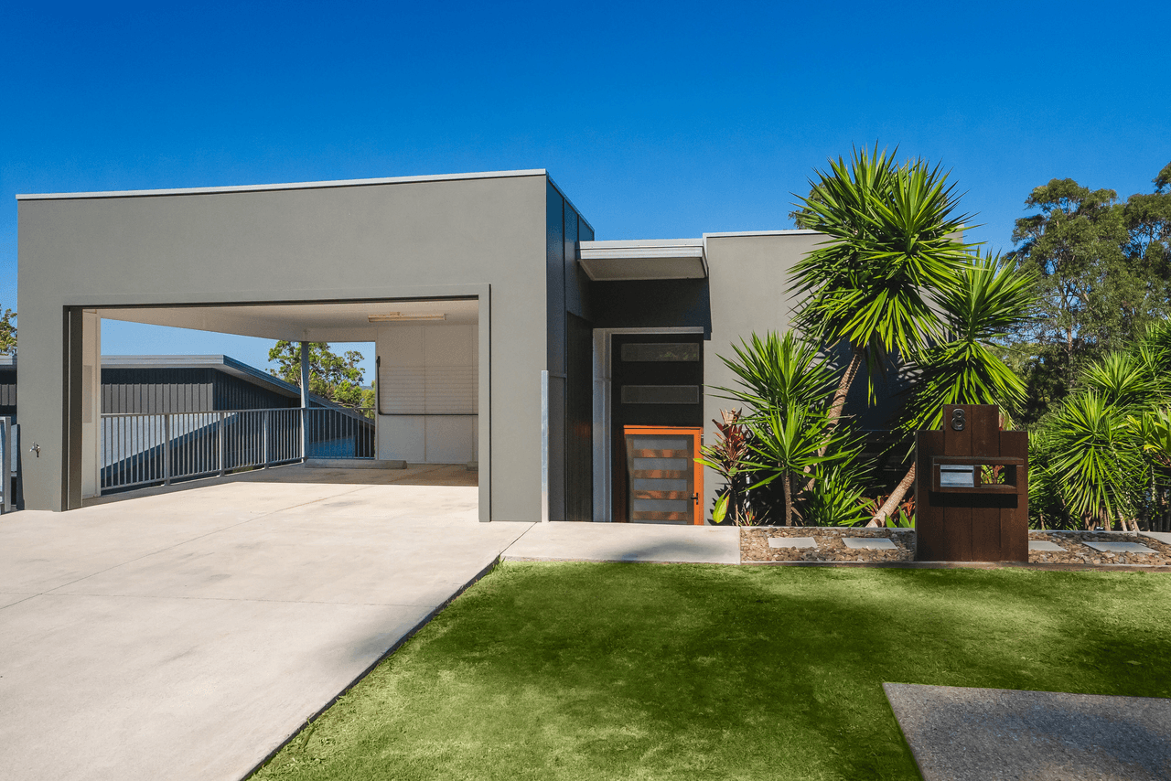 8 Donna Place, BUDERIM, QLD 4556