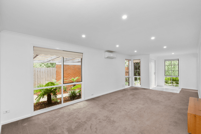 3 Dunwinnie Court, Hamlyn Heights, VIC 3215