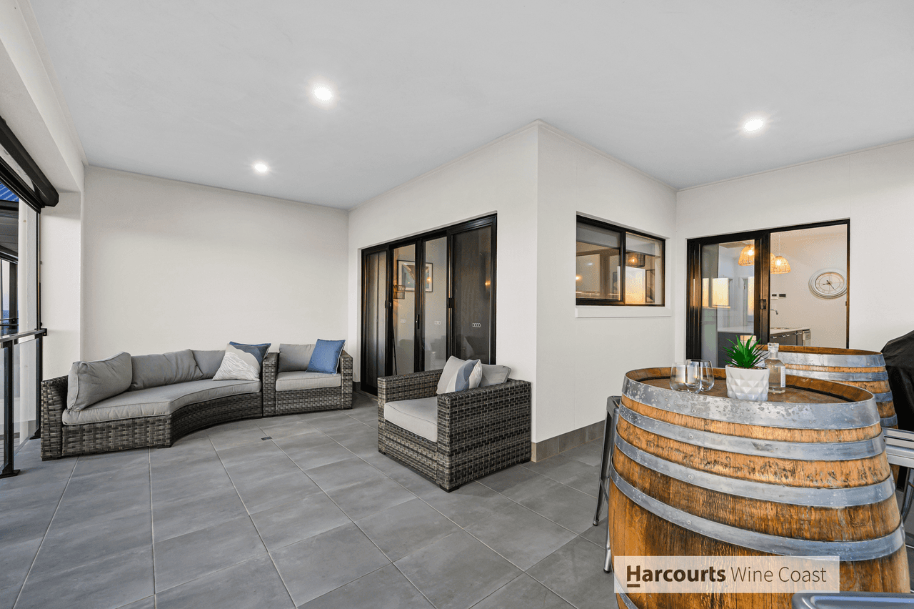 81b Esplanade, PORT NOARLUNGA, SA 5167