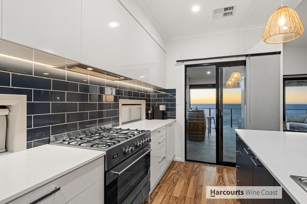 81b Esplanade, PORT NOARLUNGA, SA 5167