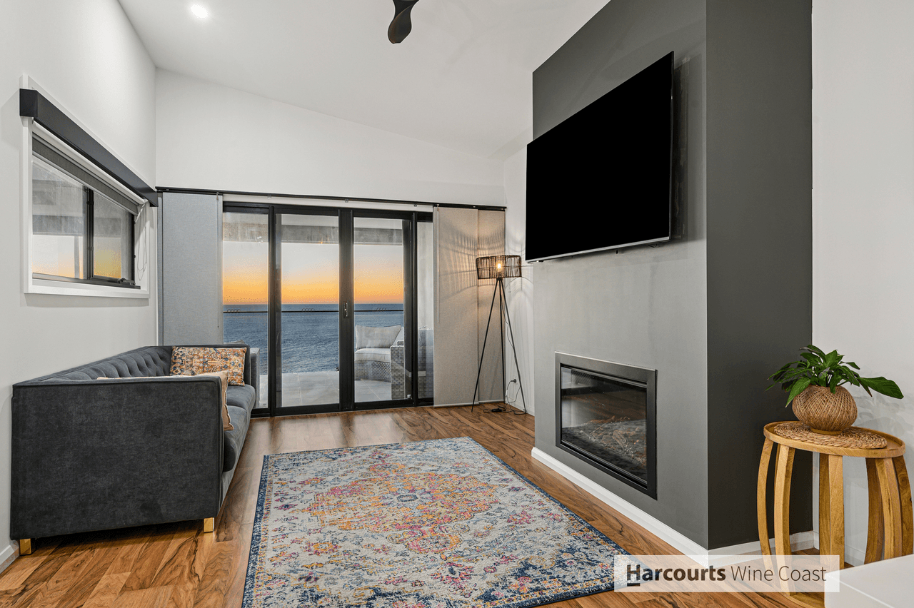 81b Esplanade, PORT NOARLUNGA, SA 5167