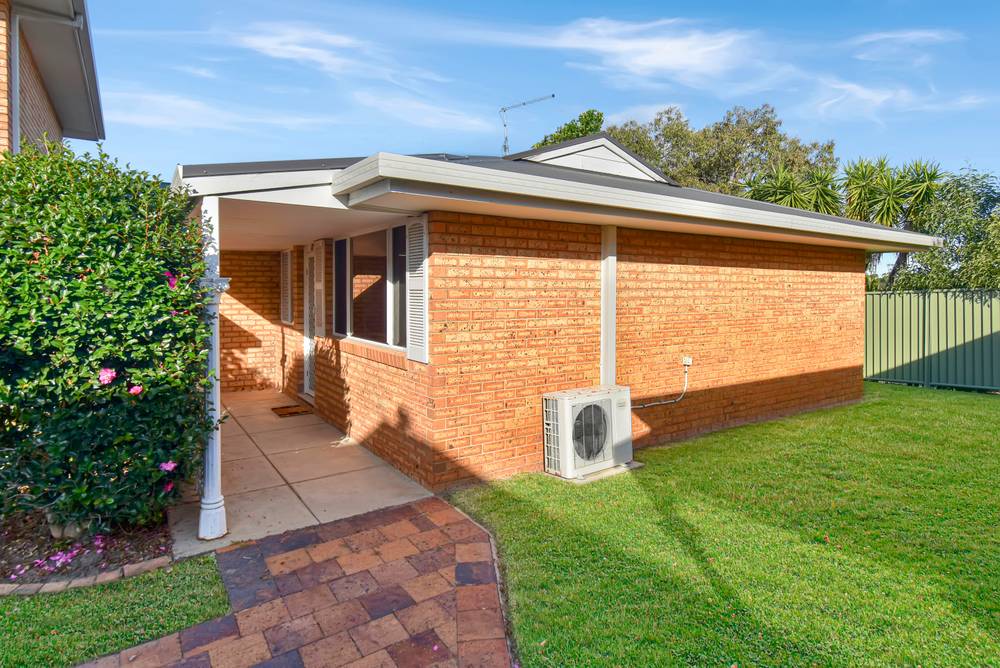 17/2 Lyon Street, DICKY BEACH, QLD 4551