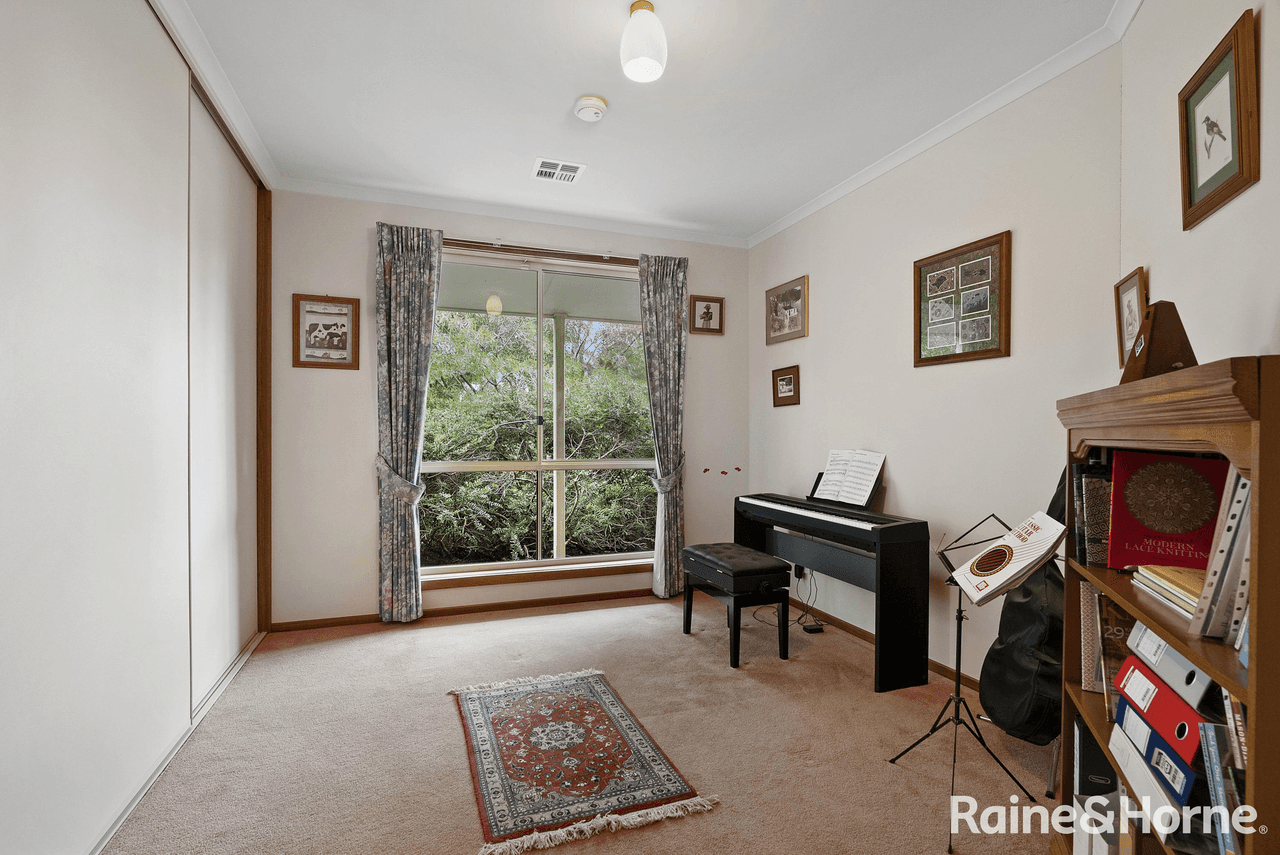 61 Skyline Drive, GISBORNE, VIC 3437