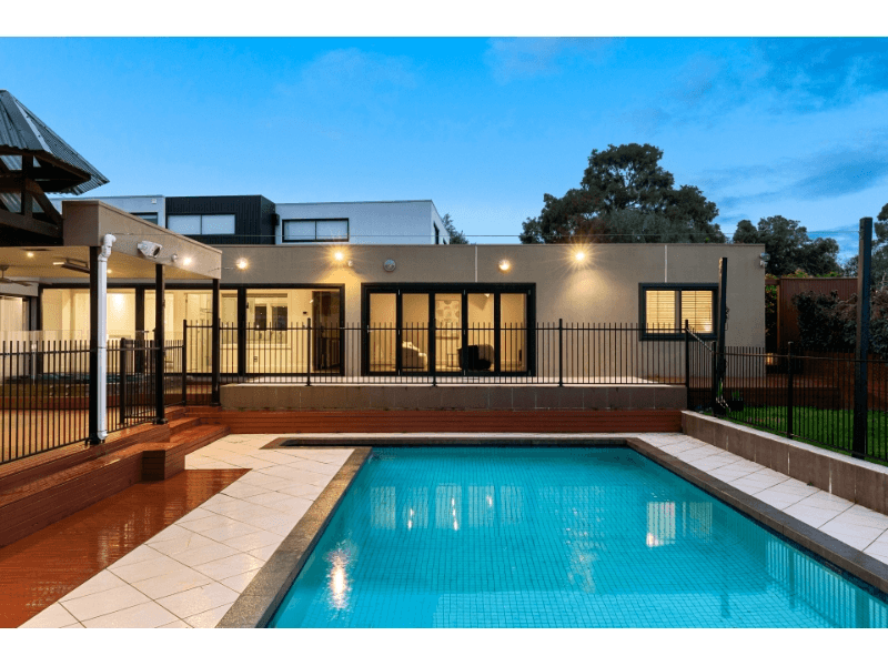 303-305 Thompsons Road, TEMPLESTOWE LOWER, VIC 3107