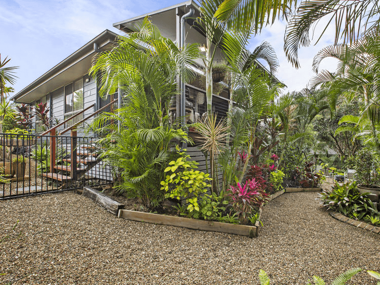 6  Benji Court, NAMBOUR, QLD 4560