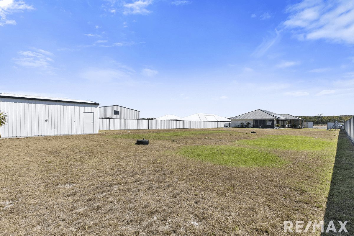 14 Mahalo Road, Booral, QLD 4655