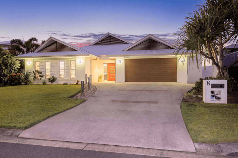 8 Sunset Place, JACOBS WELL, QLD 4208